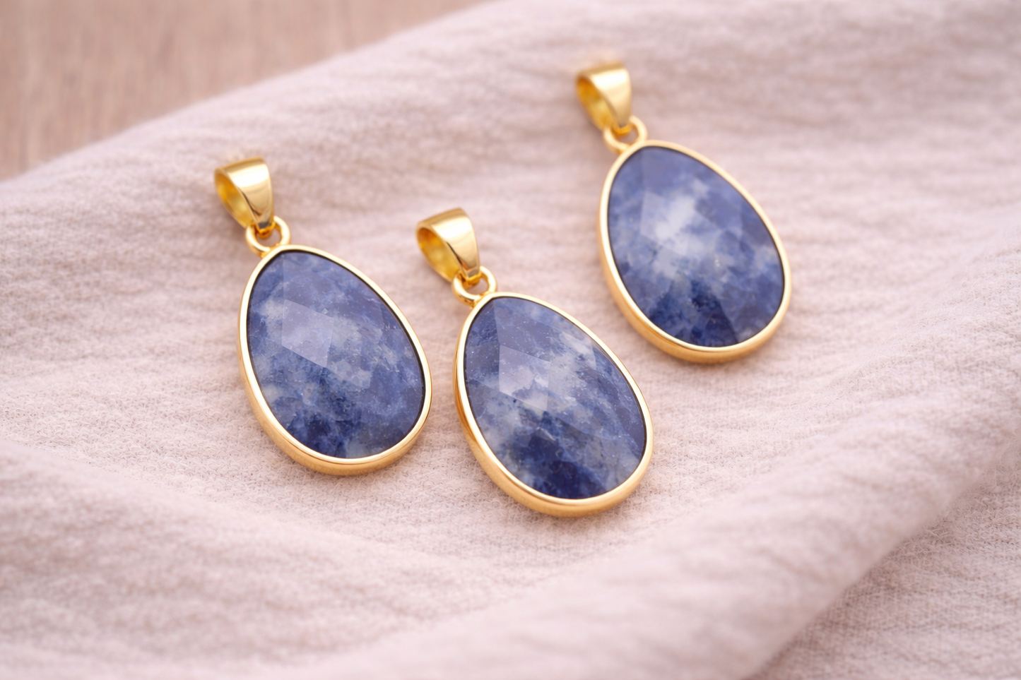 Sodalite Pendant – Clarity & Inner Expression